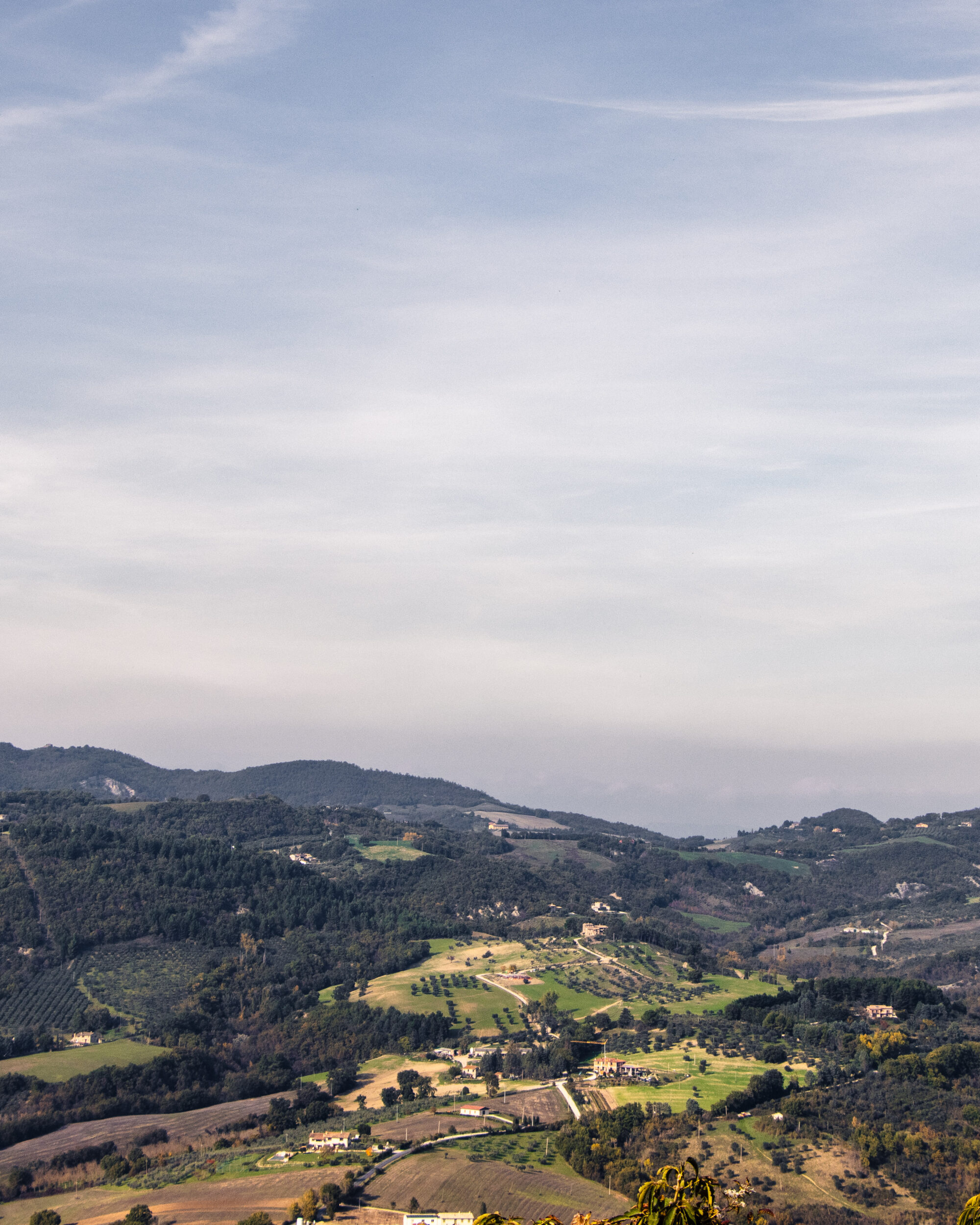 Blick auf die Hügel rund um Assisi, Italien