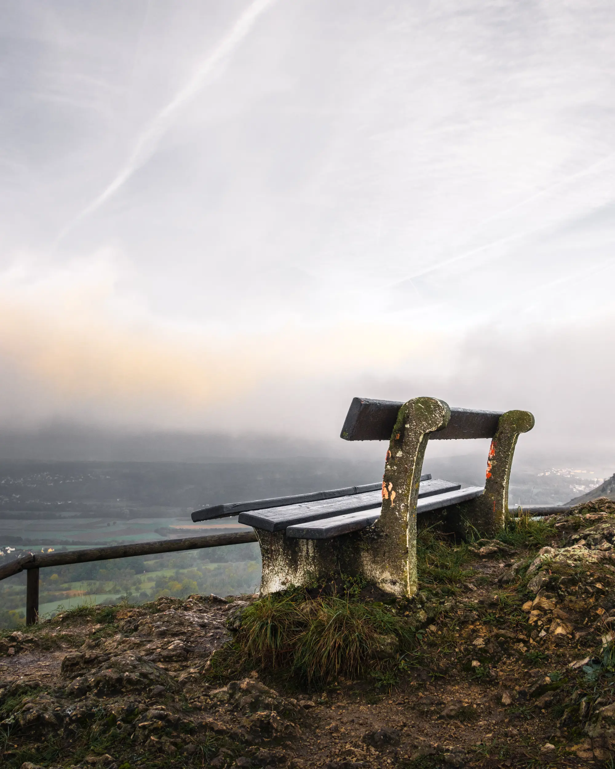 Nimm Platz auf dem Walberla und genieße den Ausblick in das Wiesenttal