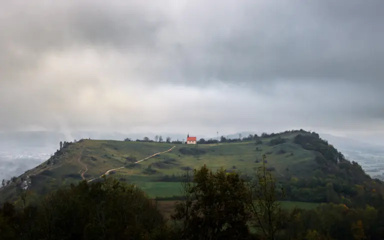 Fotografieren auf dem Walberla: Magische Nebelstimmungen am Herbstmorgen